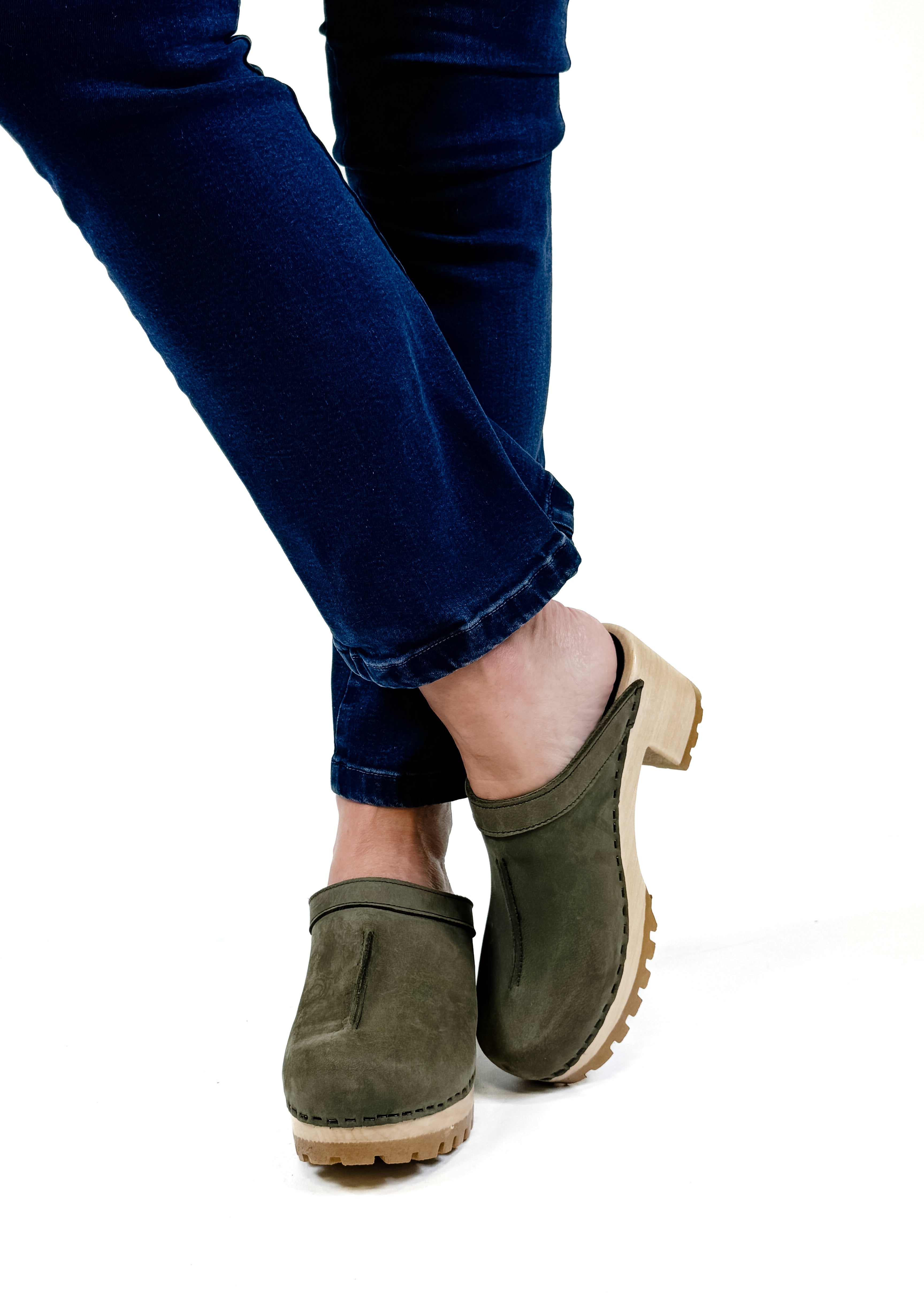 Sven Front Seam Clog